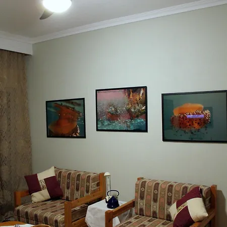 Medusa Apartment, Apartman